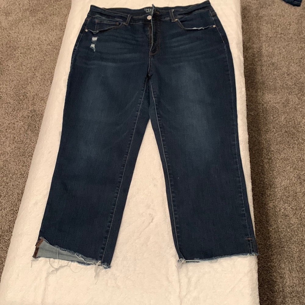 Time and true 16 high rise cut capri